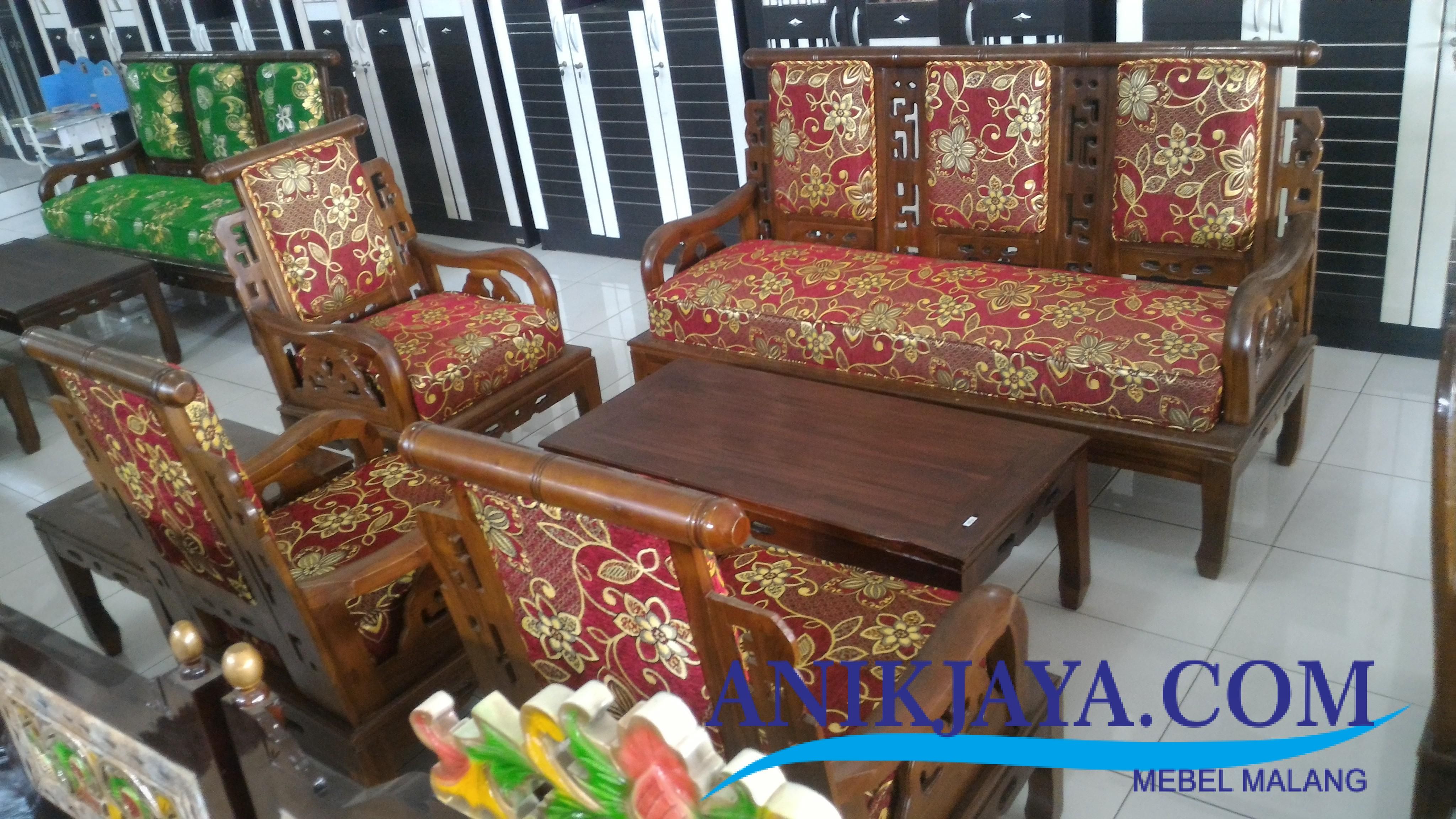 Kursi Sofa Ukir Kayu Hongkong Gold  Merah Mebel Anik Jaya 